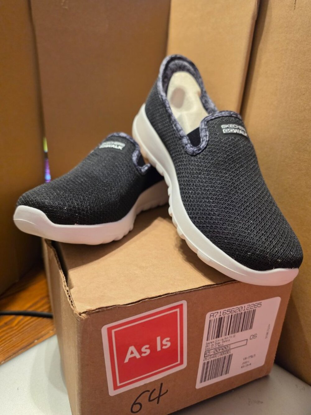 Skechers GOwalk Black Slip On Walking Shoes Women’s 7.5